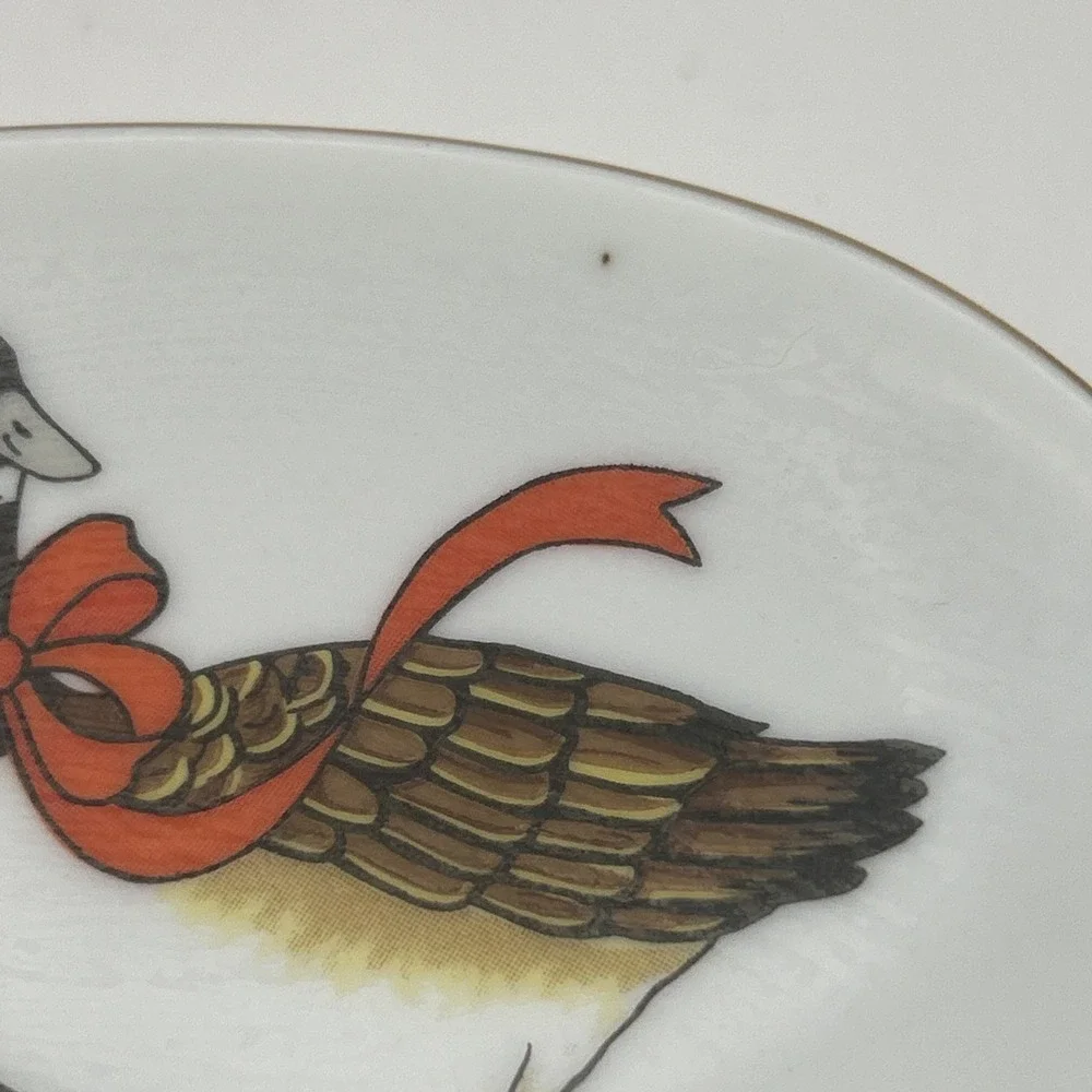 Vintage Christmas Geese Red Ribbon‎ Porcelain Soap Dish Gold Trim Made in Korea